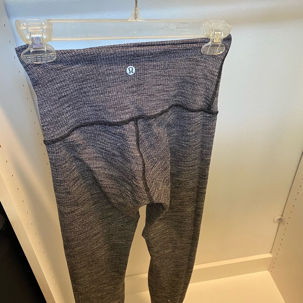 Lululemon grey leggings size 4